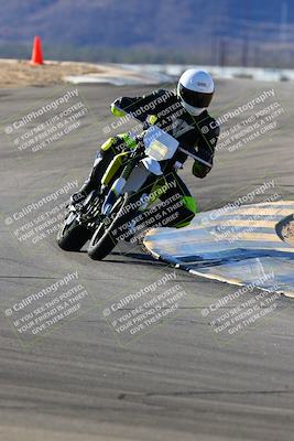 media/Jan-09-2022-SoCal Trackdays (Sun) [[2b1fec8404]]/Turns 9 and 8 (920am)/